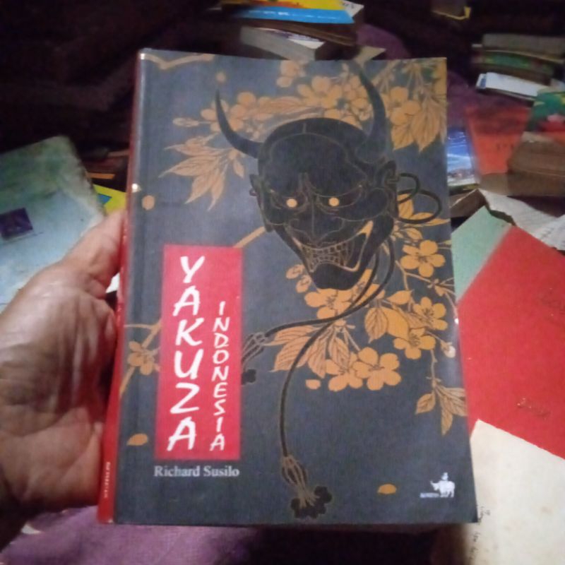 buku Yakuza Indonesia, buku original