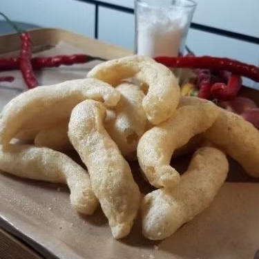 

Batagor Tenggiri 100 Gram Kering dan Renyah Kerupuk Batsu Original Pedas ByFood