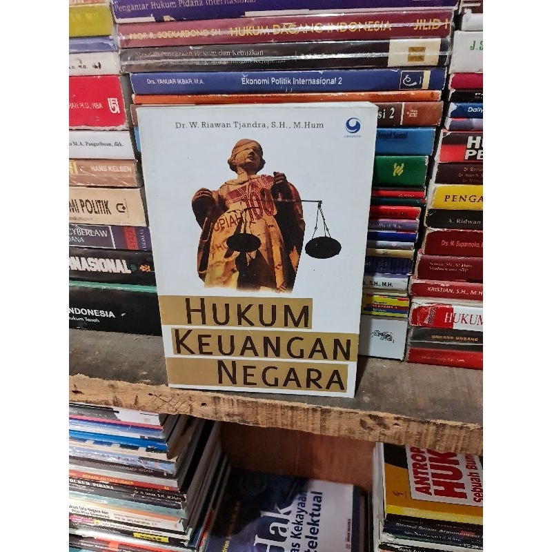 Hukum keuangan negara by Riawan Tjandra