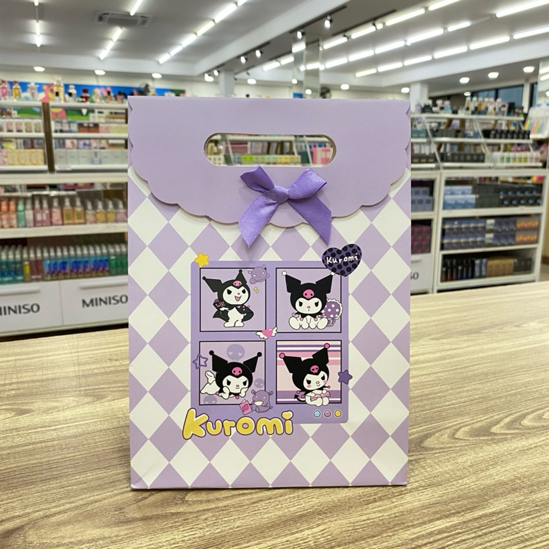 

Paper Bag Tutup M Motif / tas kertas tempat gift kado