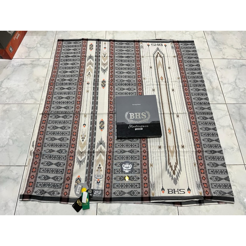 SARUNG BHS MASTERPIECE SGL SILVER