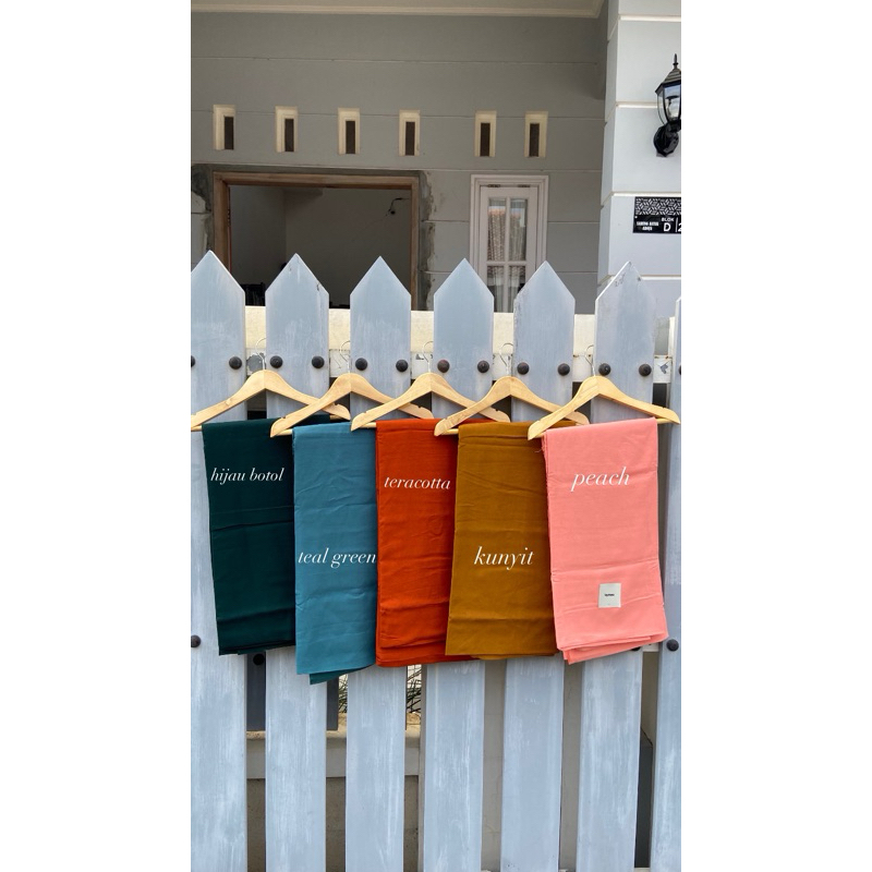 Sarung Goyor Polos 2