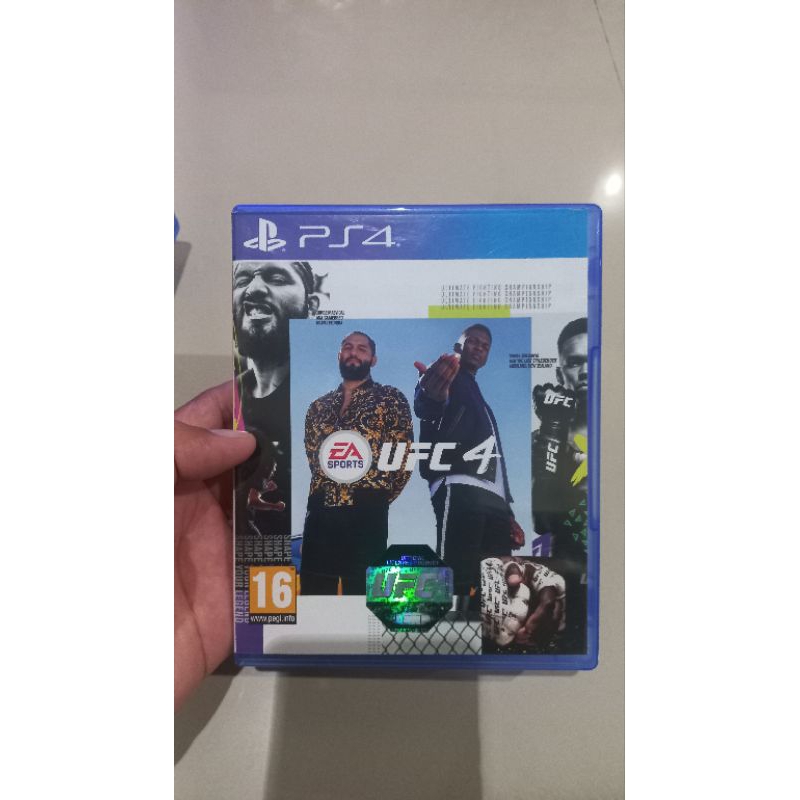kaset ps4 ufc4
