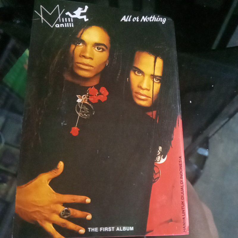 KASET PITA MILLI VANILLI BB112