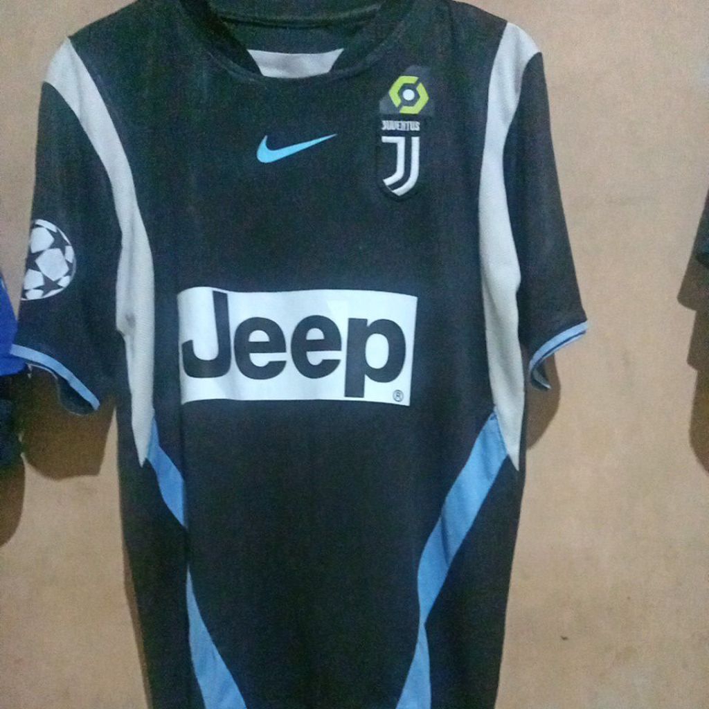 jersey juventus second
