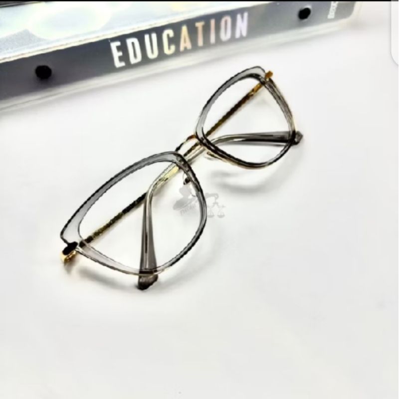 kacamata titanium cat eye wanita photocromic