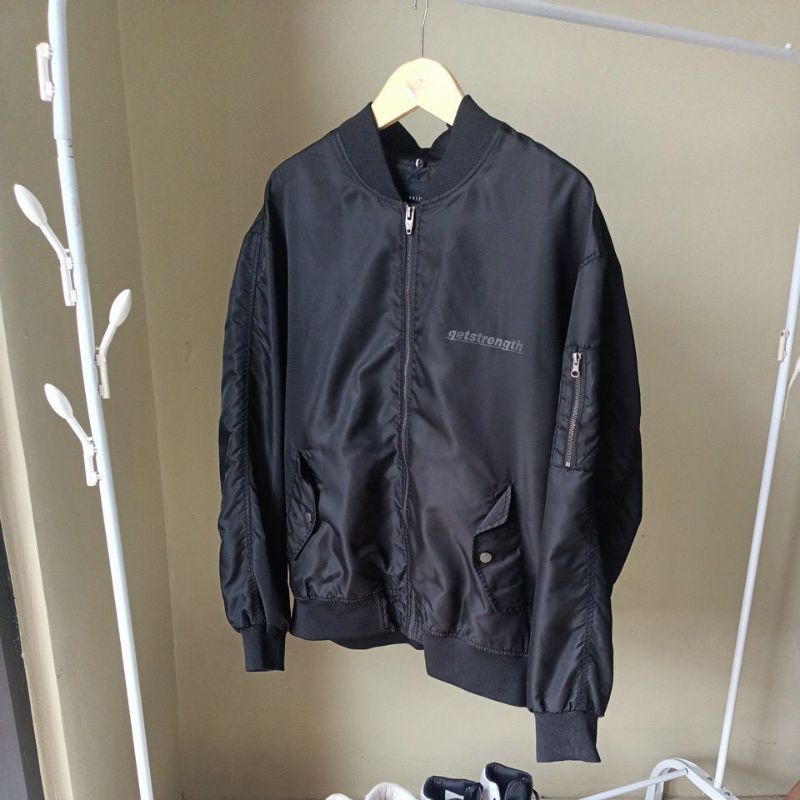 UGIZ BOMBER JACKET