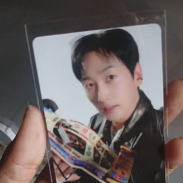 photocard official Eunhyuk SMtown family ver