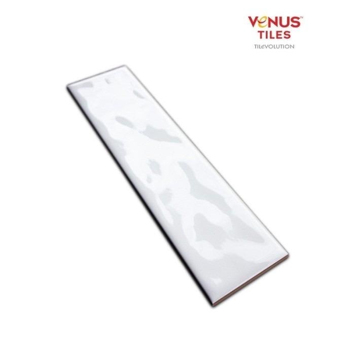 Venus Takko White Wave Glossy 100x300Mm - Keramik DInding Kamar Mandi - Keramik DInding Dapur Modern