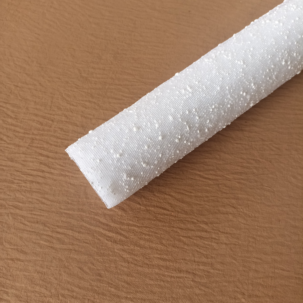 

Kain tile salju / Flower wrapping snow tile roll 4 yard