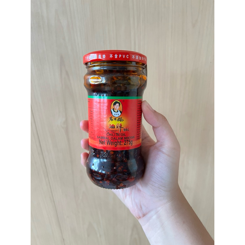 

READY TERMURAH Lao Gan Ma Hot Chili Sauce | Black Bean | Spicy Chili Crisp Sambal