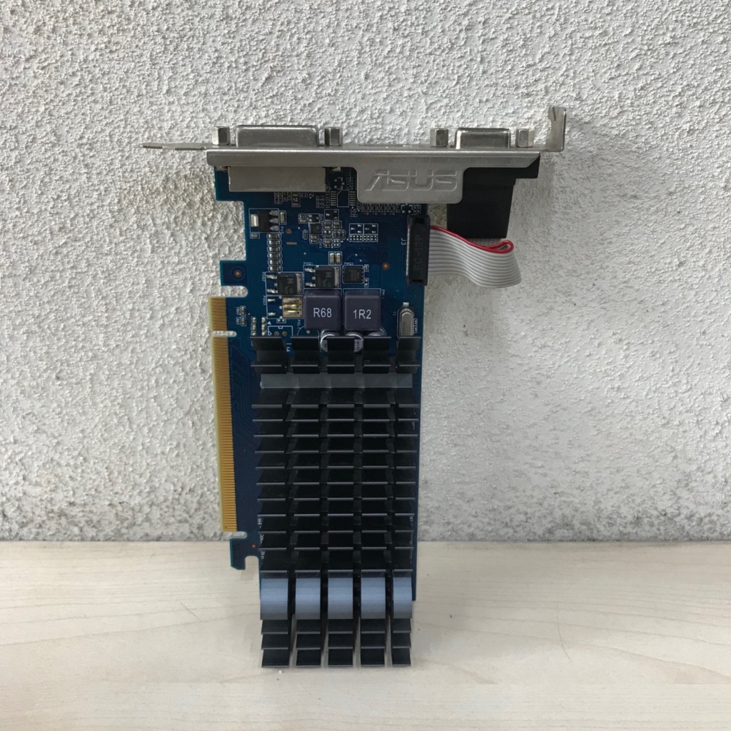 VGA PCI EXPRESS ASUS EN210 1GB 64 BIT KONEKSI PORT HDMI VGA DVI