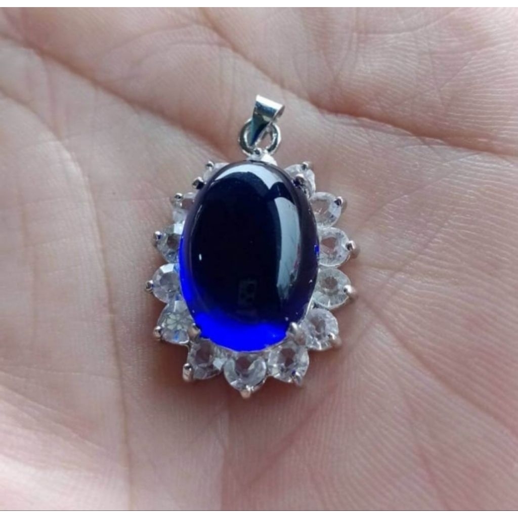 Liontin Terbaru Blue safir Dimensi 13×18