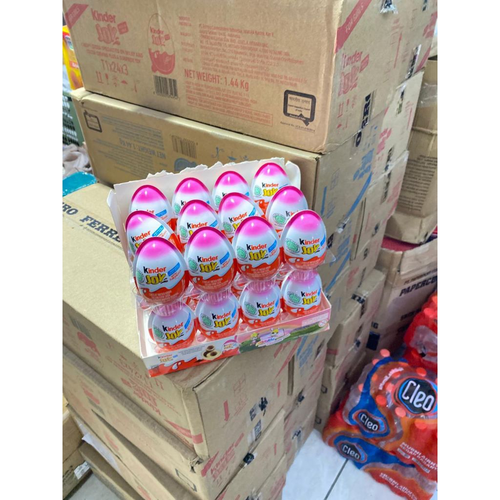 

kinderjoy isi 24 pcs/1 box girl/1 boy with gift milk/choco crispy-3