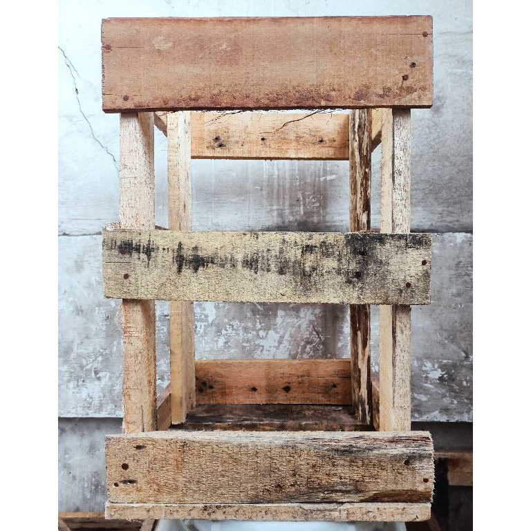 

KODE B27W PALETKRATPETI KAYU 1pcs
