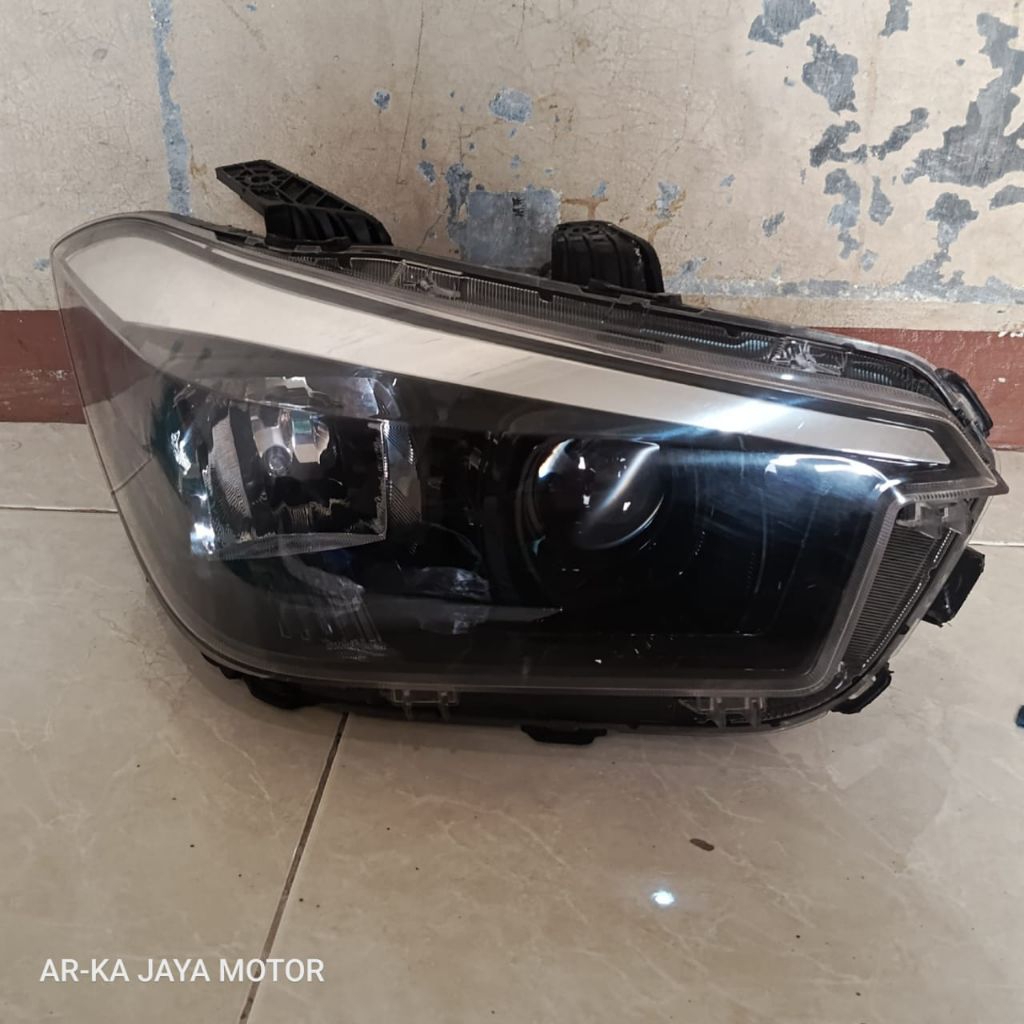 headlamp Wuling confero S facelift 2020 2021 kanan