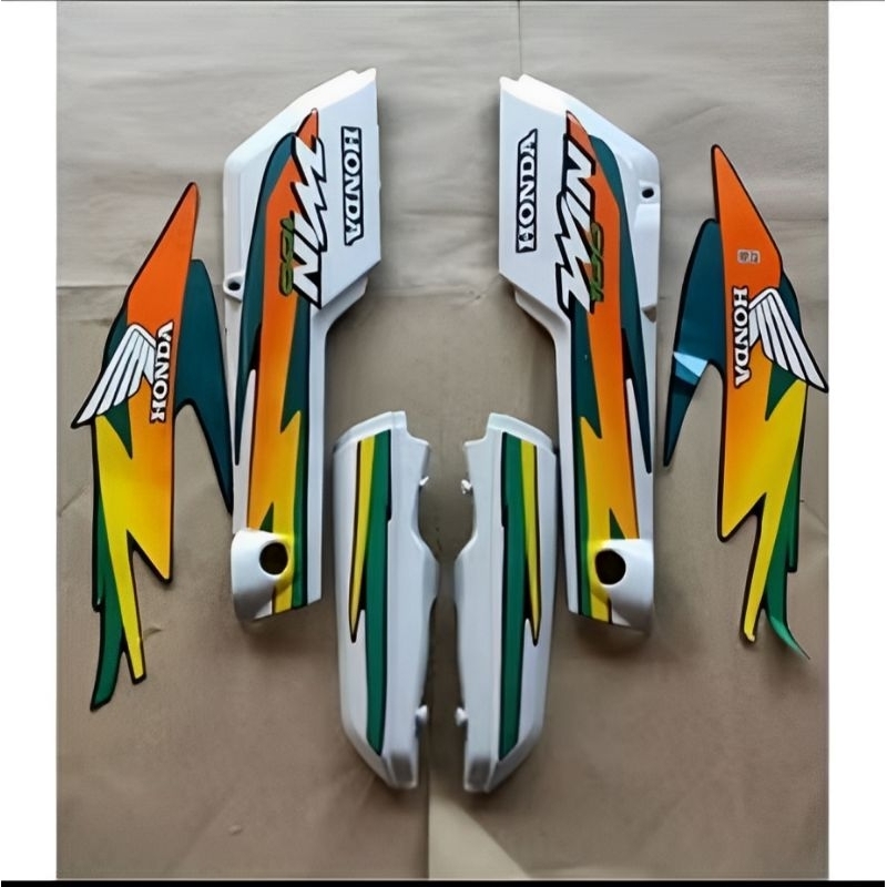 cover bodi set tutup aki honda win 100 warna putih set stiker seperti digambar