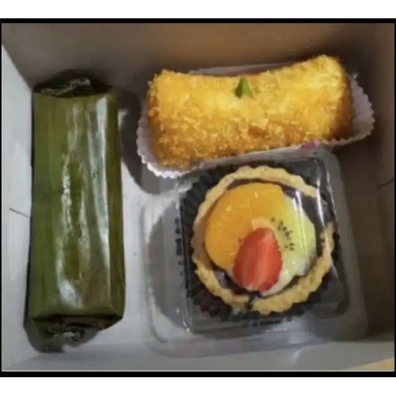 

Snack Box Isi 3 Kue Termurah Halal