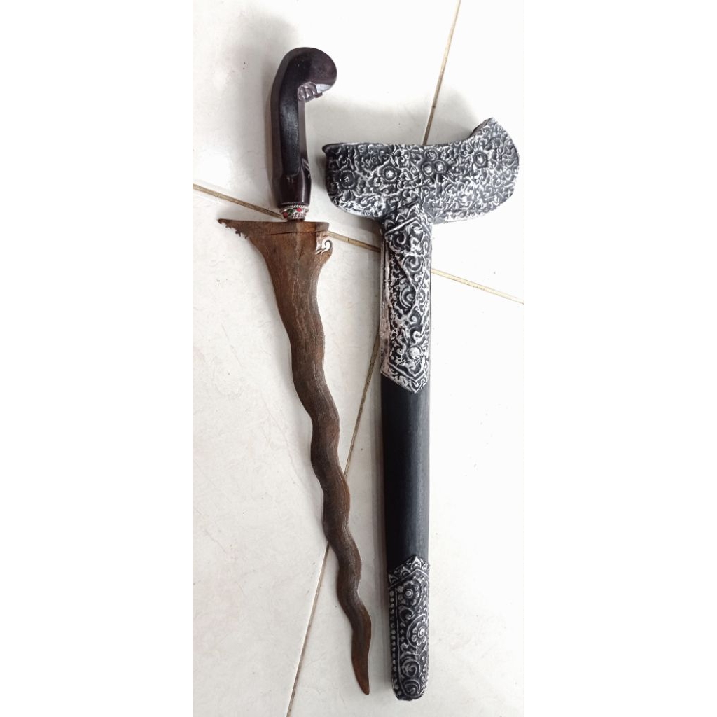 keris Luk pamor kulit semangka panjang bilah 37cm