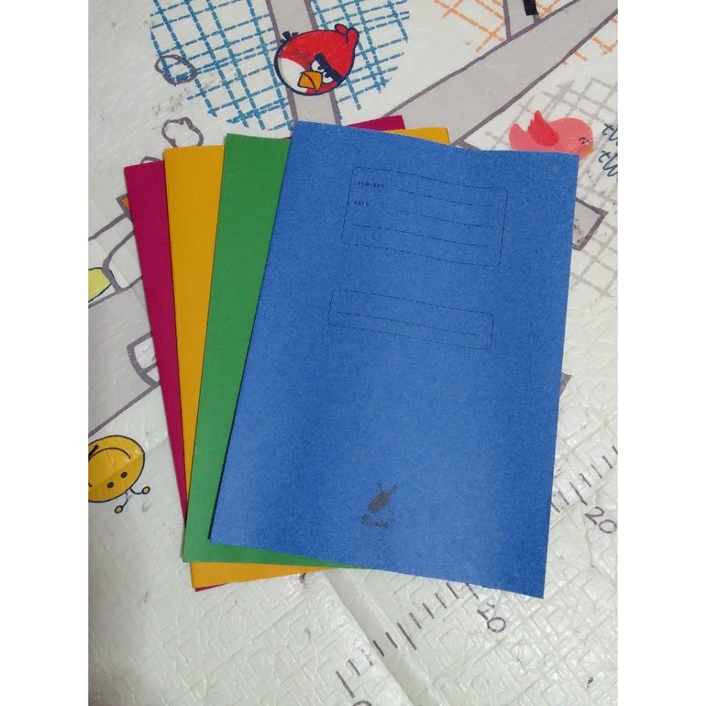 

(1 PCS) MAP KERTAS TEBAL UKURAN FOLIO/F4