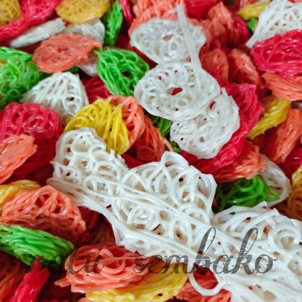 

1 kg kerupuk mawar warna warni mentah