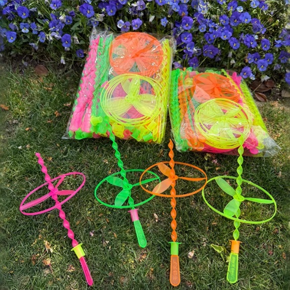 Mainan anak jadul gangsing ufo terbang/mainan baling baling kitiran terbang ufo