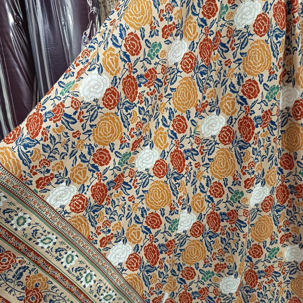bahan kain rayon motif bunga pinggir, kain rayon motif premium