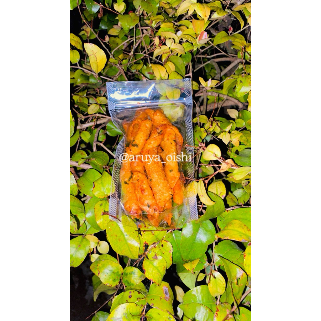 

Pangsit goreng_Daun jeruk_Isi Kacang