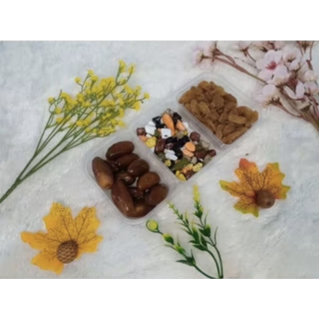 

UW 8. Paket Hampers Ekslusif, Paket Oleh-Oleh Haji/Umrah (Paket 4. kurma, coklat kerikil, dan kismis)
