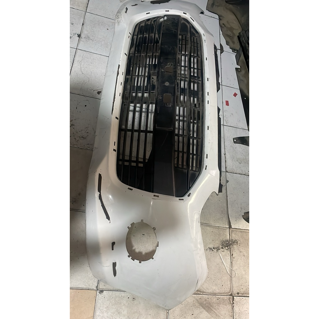 Bemper depan agya lama