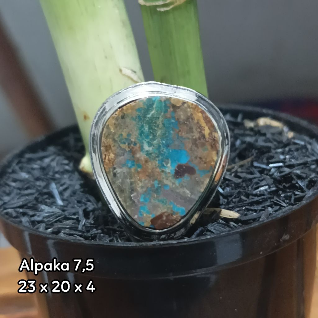 Akik Pirus Persia