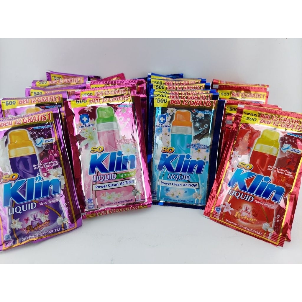 Soklin Deterjen Cair Sachet 500 isi 12