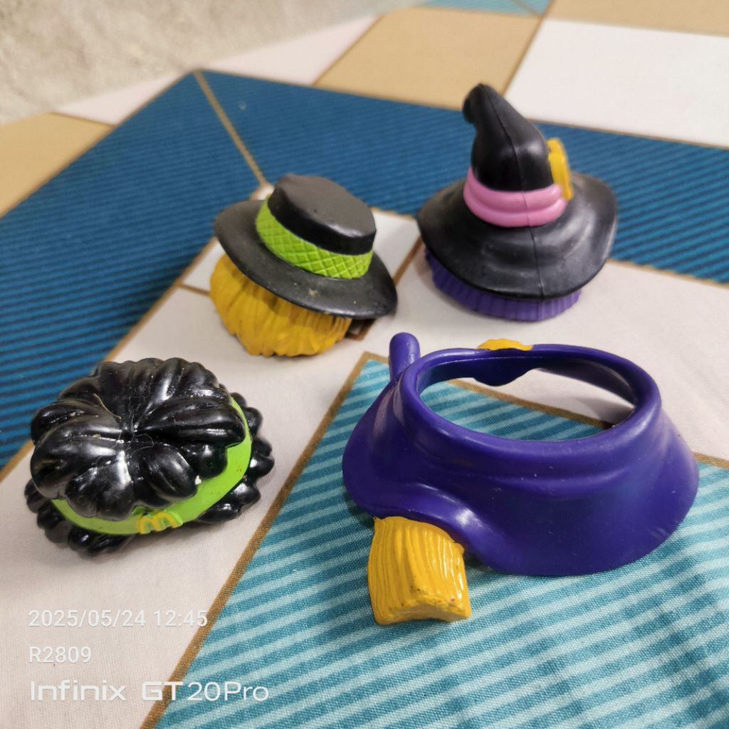 figure Chicken McNugget Buddies Halloween