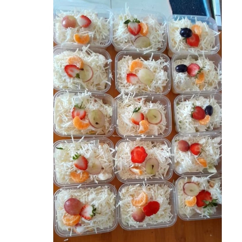 

30 box salad buah 200ml
