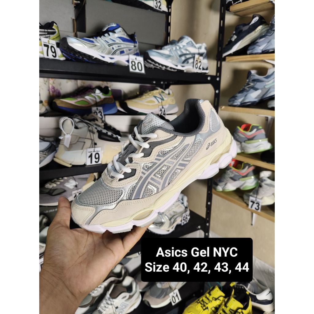 Sepatu Lari Gel NYC