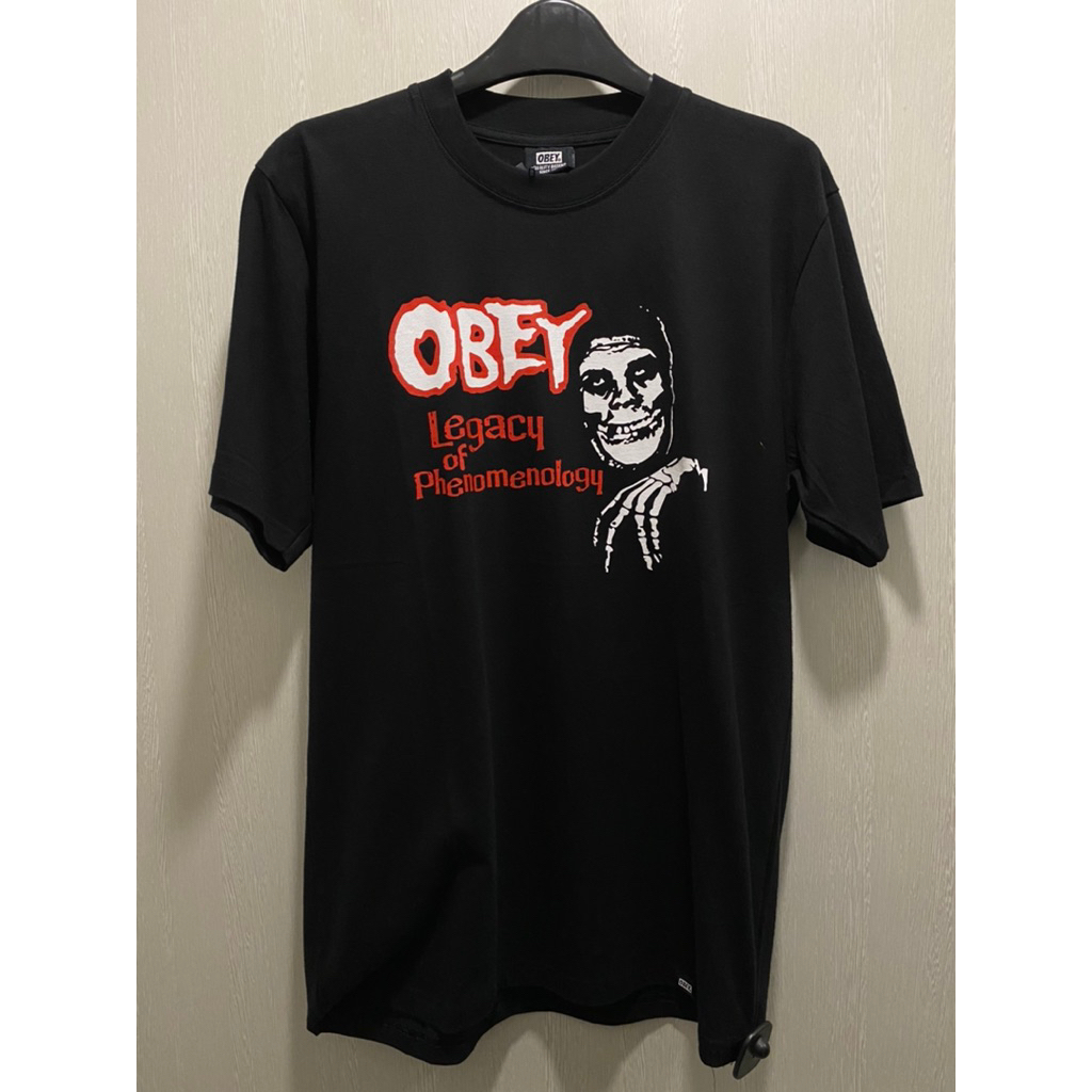 Obey Tee