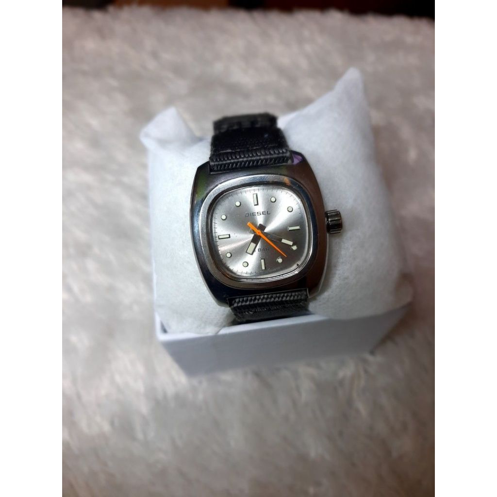 Jam Tangan Pria Vintage Diese*  Tipe DZ2066 Big Apple