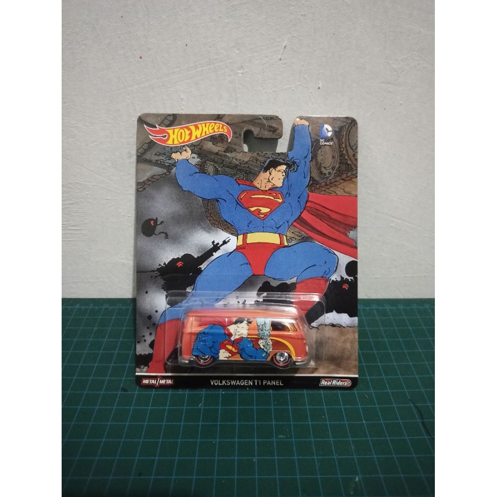VOLKSWAGEN T1 PANEL BUS SUPERMAN