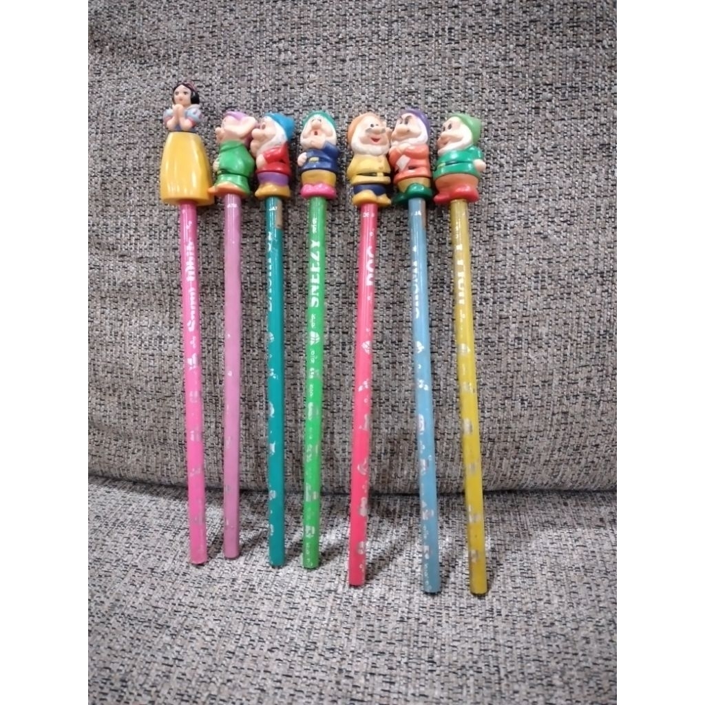 

Disney snow white&7 dwarfs pencils