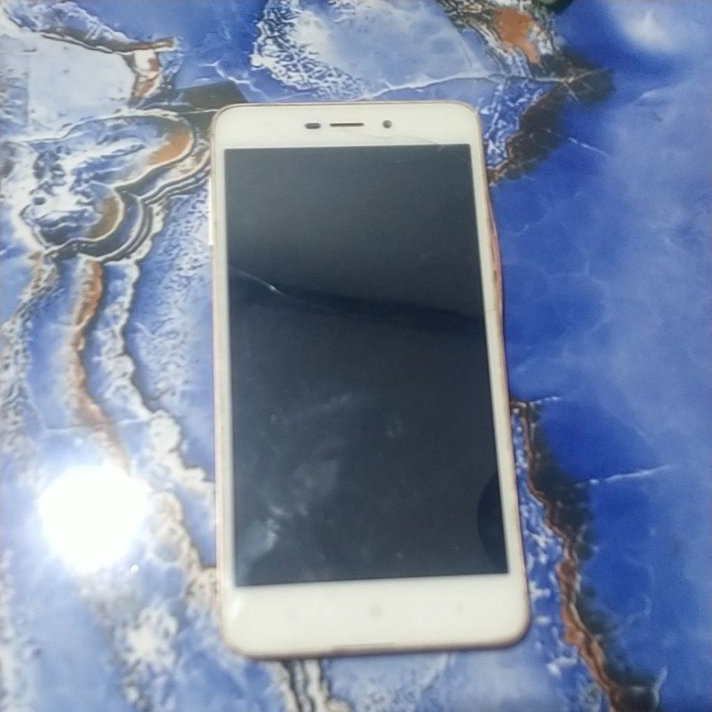 XIOMI REDMI 4A KONDISI MESIN HIDUP ADA BATRE