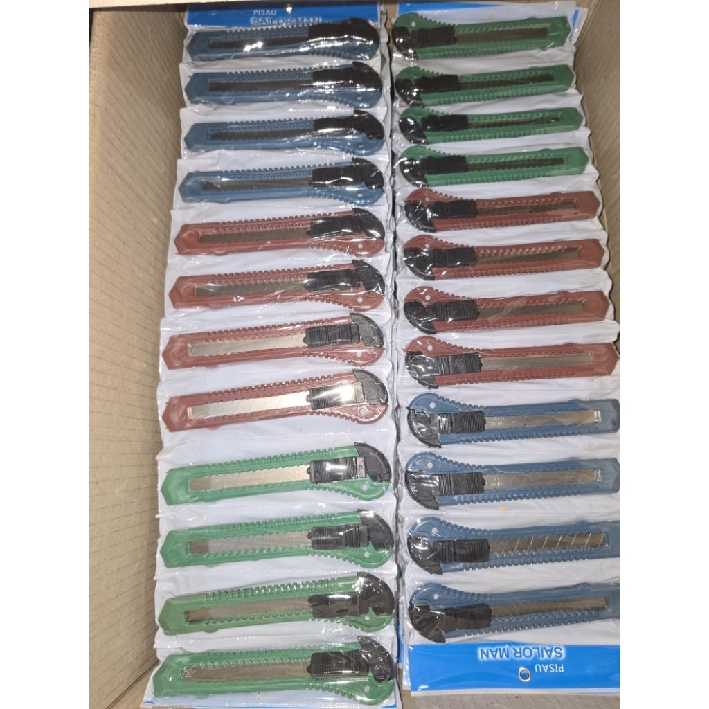 

CUTTER SAILORMAN PER RENTENG ISI 12 PCS CUTTER SAILOR MAN TAJAM