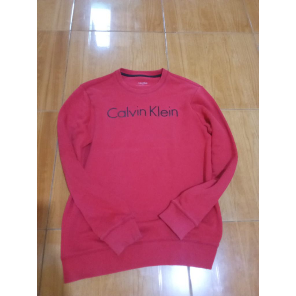 crewneck calvin klein | merah
