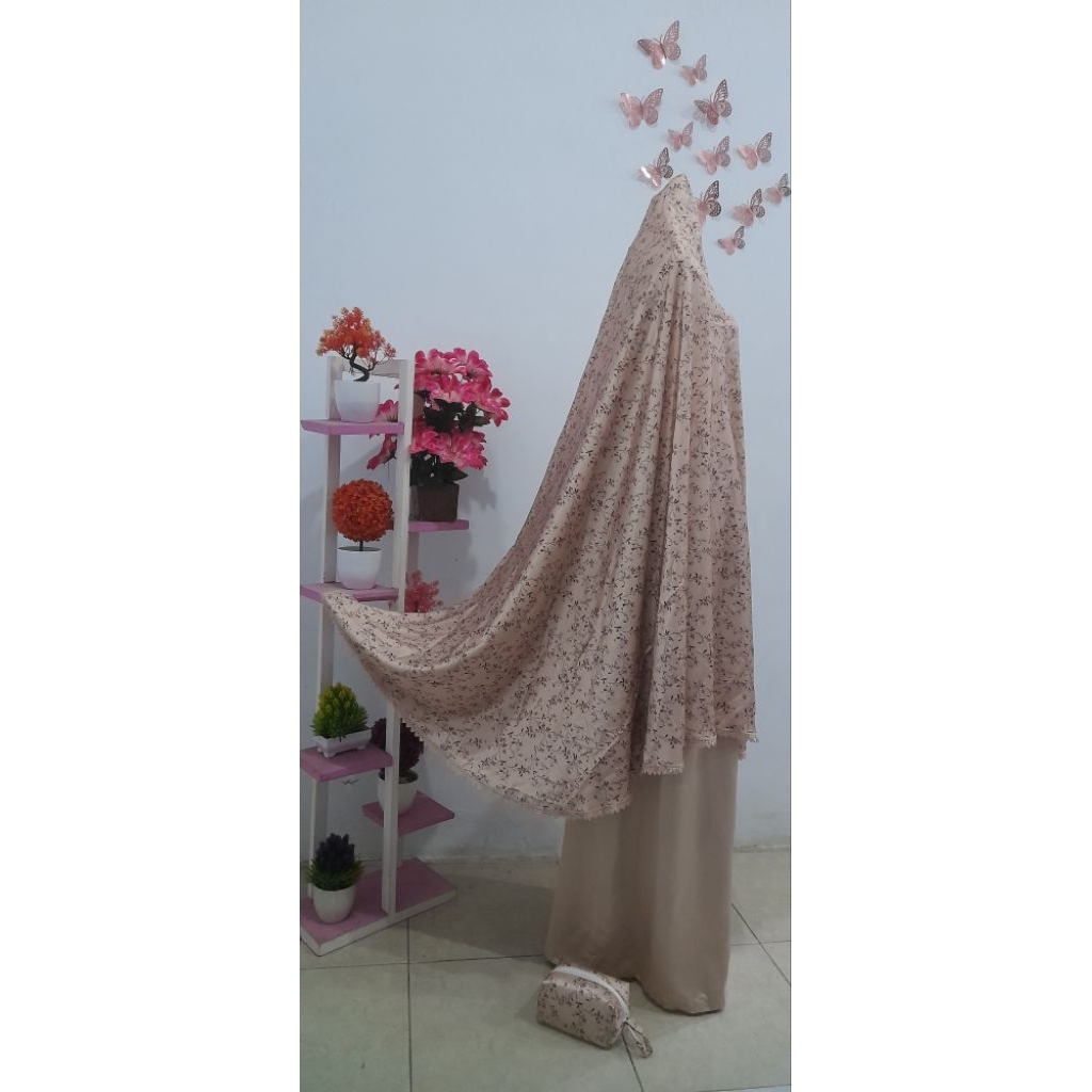 mukena armani silk renda kecil