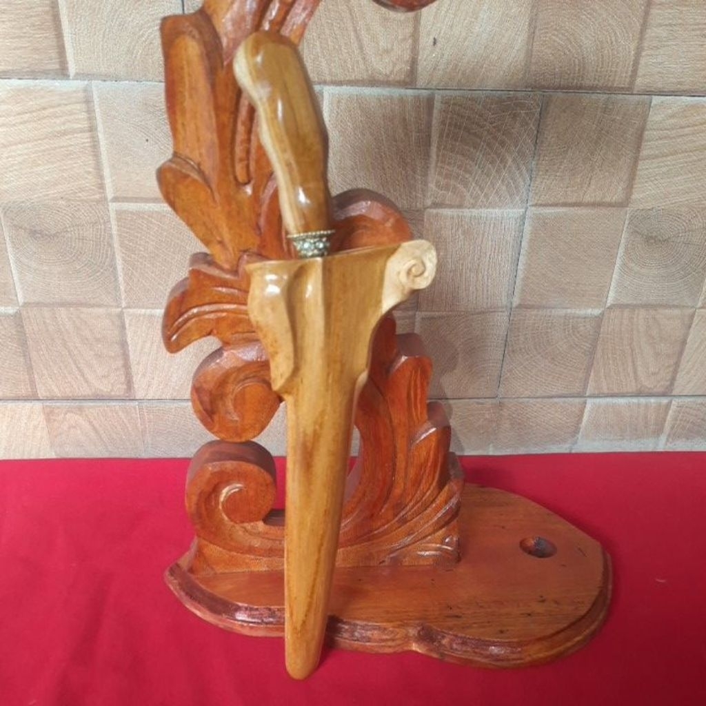 Keris Patrem Jalak Sangu Tumpeng Garapan Halus,Pamor  Langka,Pamor Kenongo Ginubah(Pamor Miring)