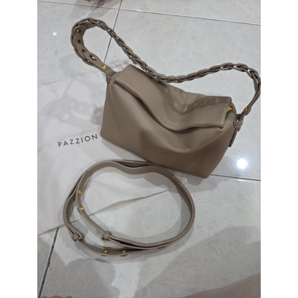 pazzion thanee slouchy bag ori preloved
