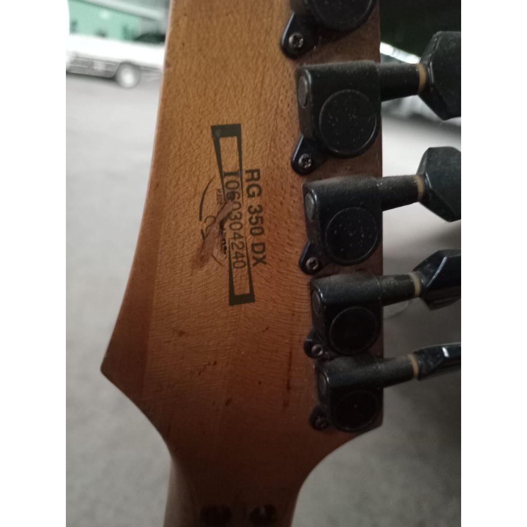 gitar Rg 350 DX