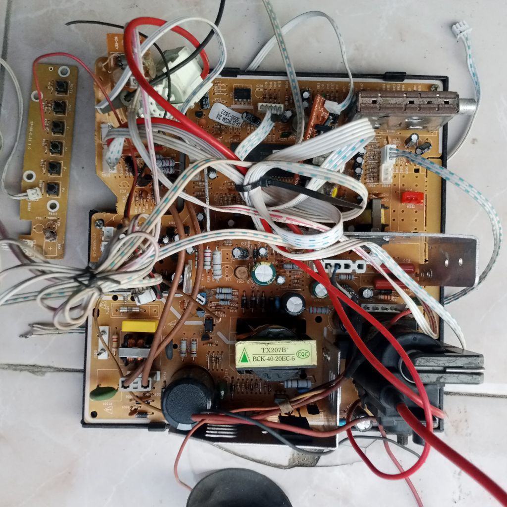 Mesin Tv China bekas normal