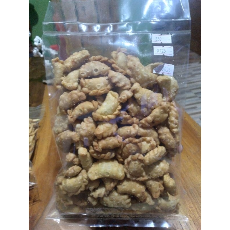 

pastel kering abon sapi 500gr