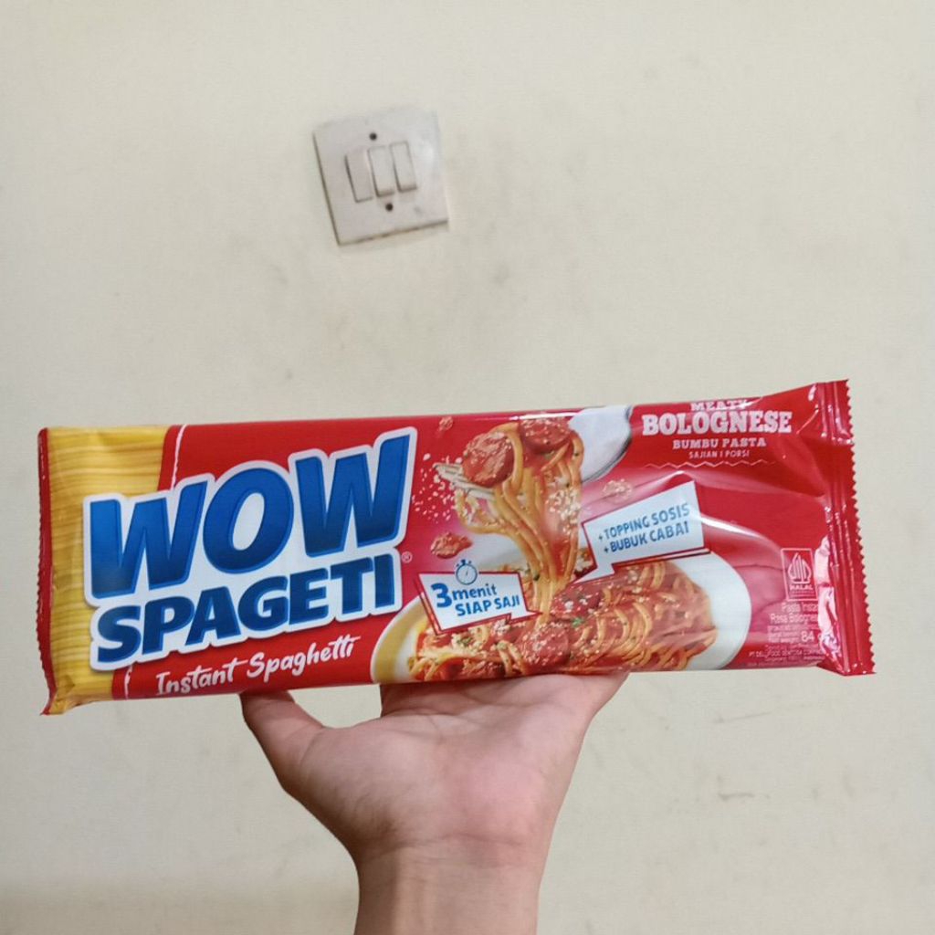 

wow spaghetti meaty bolognese 84g