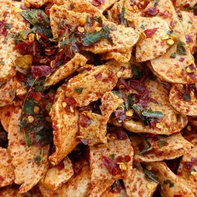 

BASRENG 300GRAM ORIGINAL DAN PEDAS DAUN JERUK CEMILAN JAJANAN GEN Z EXTRA PEDAS